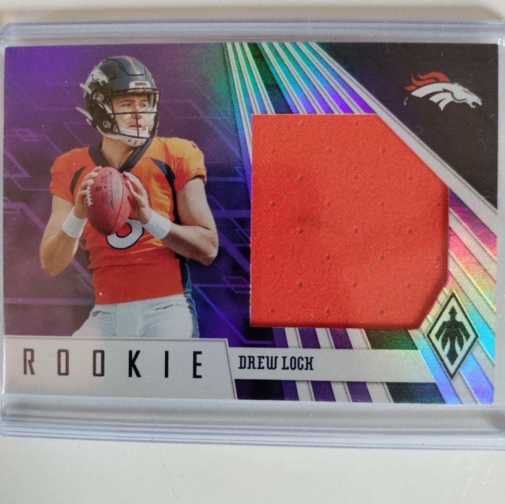 2019 Panini Phoenix Purple Drew Lock Rookie/Jersey Relec card